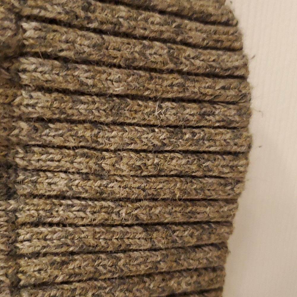 Cardigan - Picture 10 of 11